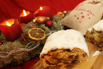 Christstollen zur Weihnachtszeit