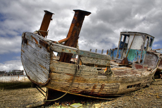 un bateau du cimeti&egrave;re marin de Rostellec