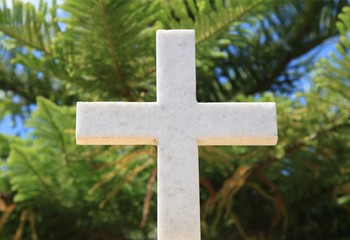 Kreuz und Hoffnung