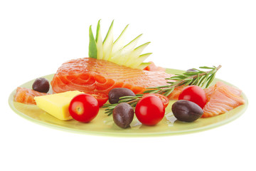 Fototapeta na wymiar salmon fillet with vegetables