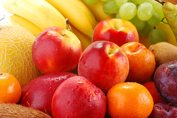 Composition with fruits