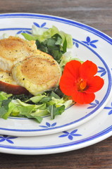 Apfel mit Ziegenkäse
