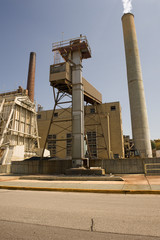 Powerplant with thin white smoke