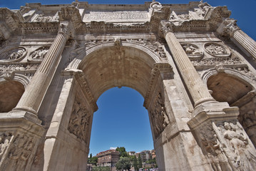Fototapeta premium Roma. l'Arco di Costantino e il Colosseo