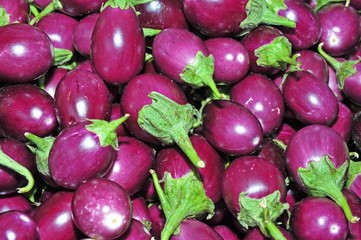 purple egg plants in the markets