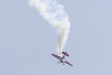 Fototapeta na wymiar Acrobatic samolotem