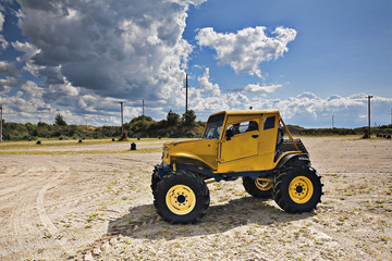 Obraz premium Monster truck before competition