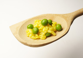 mestolo con riso e piselli