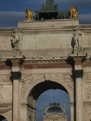 Arco del triunfo del Louvre en Paris