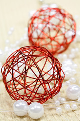 rote Dekobälle