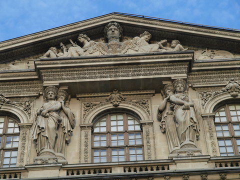 Museo del Louvre en Paris