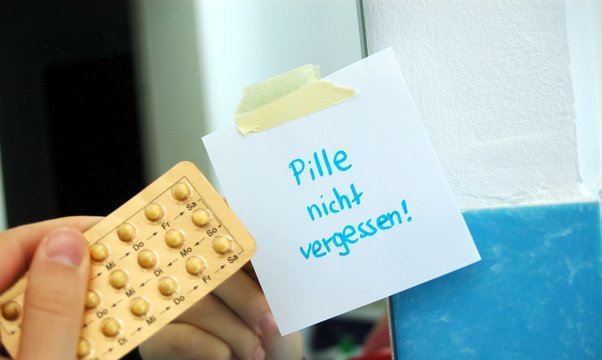 Zettel am Spiegel "Pille nicht vergessen"