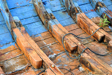 Coque d'épave de bateau à Khao Lak, Thaïlande © tobago77