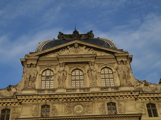 Fototapeta premium Museo del Louvre en Paris
