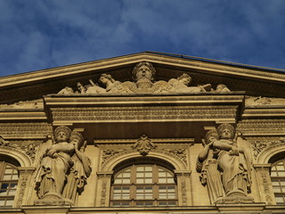 Obraz premium Museo del Louvre en Paris