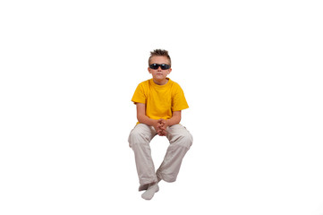 Fototapeta na wymiar boy with sunglasses, isolated on white