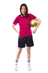 Lachende Frau mit Fußball