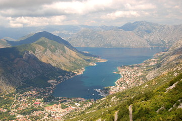 Fototapeta na wymiar Zatoka Kotor, Czarnogóra
