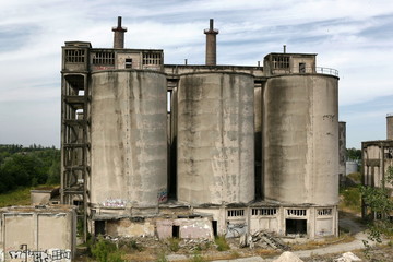 Silo, Ruine
