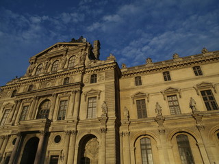 Museo del Louvre en Paris