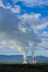 Obraz premium Smoke from electric plant, north of Thailand