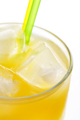 glass of orange juice with ice