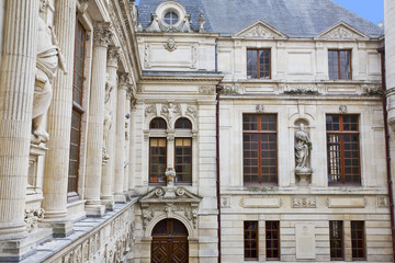 france; 17; la rochelle : hôtel de ville