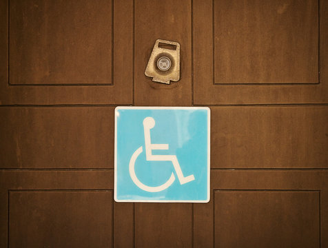 Handicapped Peep Hole