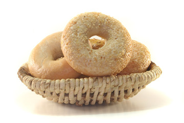 Bagel in einem Korb