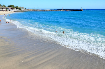 plage paradisiaque des Roches Noires, île de la Réunion