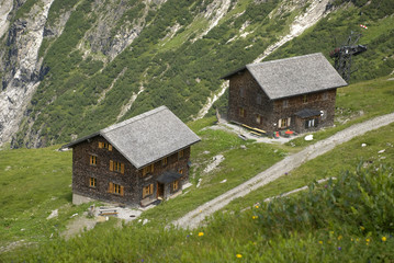 Fototapeta na wymiar berghütten