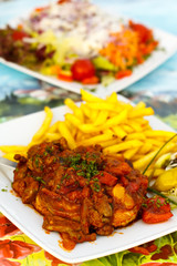 Rumpsteak mit Gänseleber,Pommes Frites