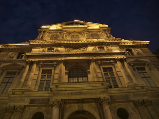 Museo del Louvre en Paris