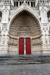Fototapeta premium Amiens - Porte d'entrée principale de la Cathédrale