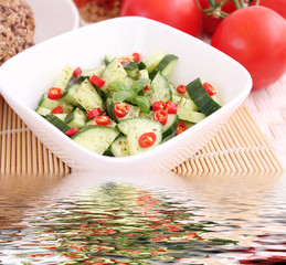 Gurkensalat mit Chili