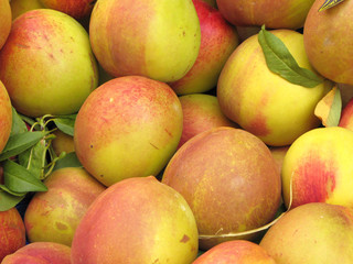 Pesche noci al mercato