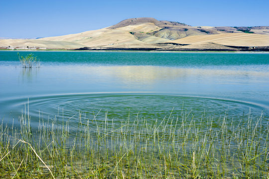 "Serra del Corvo" / "Basentello" Lake