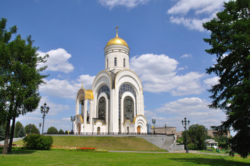 Fototapeta na wymiar George Temple w Parku Zwycięstwa. Moskwa