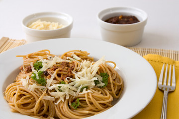 Spaghetti mit Pesto
