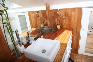 Modern bathroom