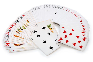 Игральные карты изолированно на белом фоне.