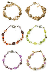 a set of braceletes