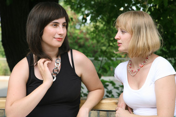 Conversation of the blonde and the brunette