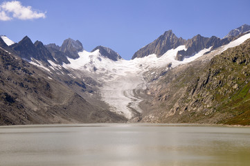 Oberaarsee mit Oberaar-Gletscher