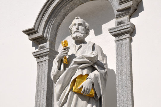 Statue des St. Petrus