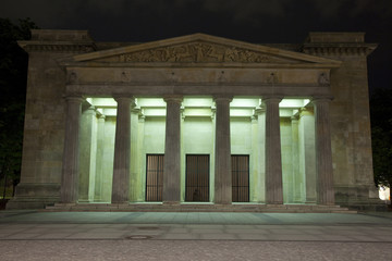 Obraz premium Neue Wache (Memorial to all War Victims) - Berlin
