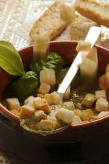 Zuppa con crostini
