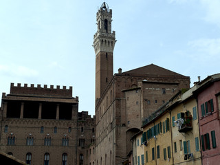Fototapeta na wymiar Siena - Palazzo Pubblico i Torre del Mangia.