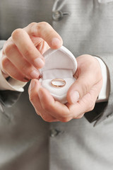 Fototapeta premium Wedding ring in a box