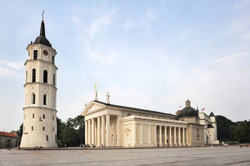 Fototapeta na wymiar Cathedral Square in Vilnius